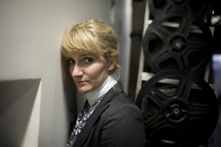 Film. Instruktør Phie Ambo har lavet adskillige dokumentarfilm, som har nået et større publikum. 