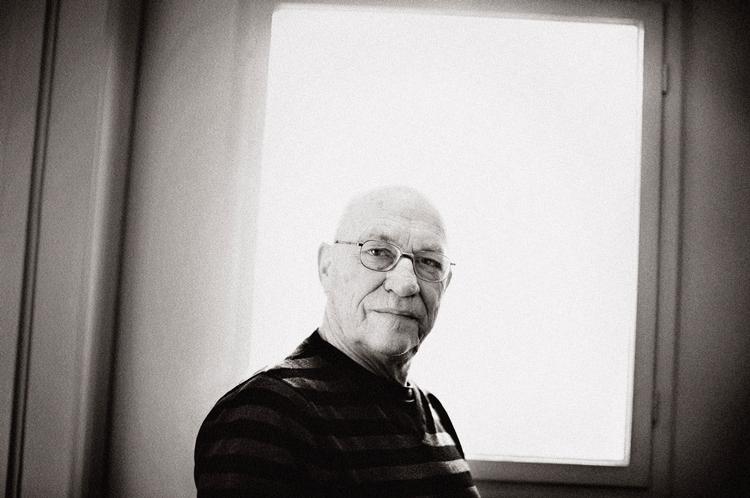 Jorden.  Gert Nygårdshaug mener, at det »måske« har hjulpet på problemerne i den 3.  verden, at han har skrevet flere bøger  om økologisk terrorisme. Måske. 