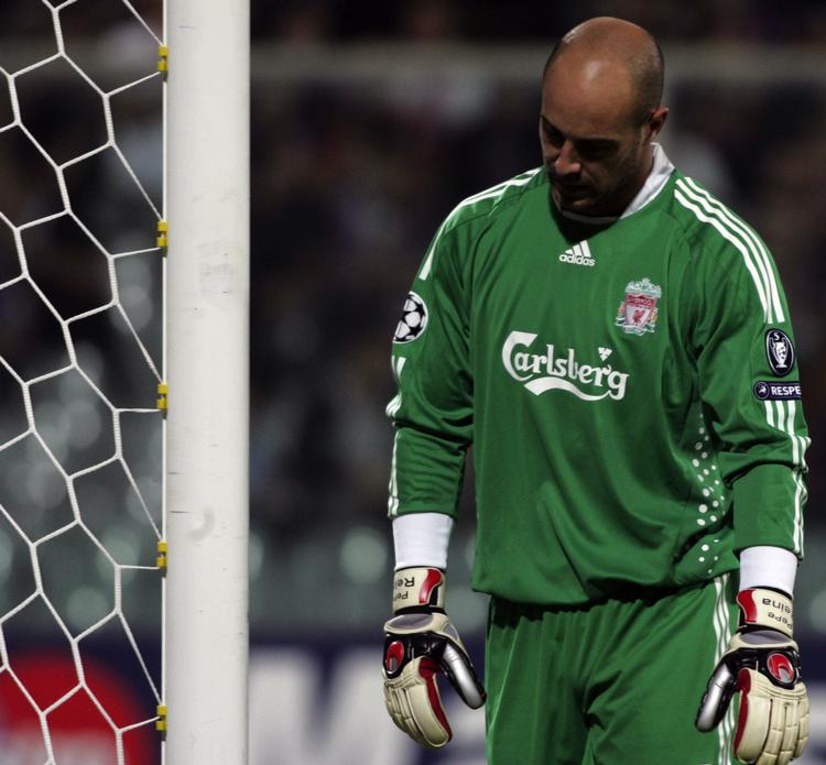 Pepe Reina og Liverpool spiller i aften i Champions League på hjemmebane mod franske Lyon. Arkivfoto. 
