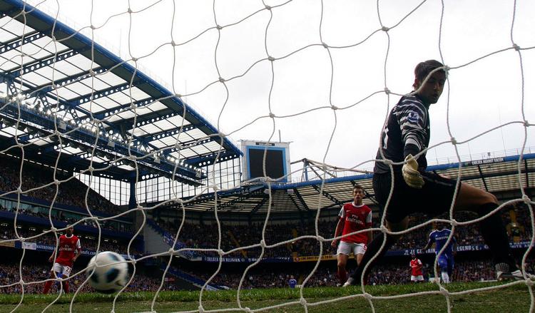blues. Det bliver svært for tilhængerne af Chelsea at finde sig i flytningen af klubbens gamle stadion i London. 