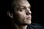 Ramsland. Morten Ramslands 'Sumobrødre' er en »en grusom og sær fortælling fra grænselandet til den voksne verden«, skrev Politikens anmelder i en begejstret anmeldelse, som kan findes nedenfor. 