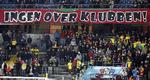 Protest. Brøndby-fans var til søndagens kamp mod FC Midtjylland klædt i rødt og havde på et banner skrevet en hilsen til bestyrelsesformand Bjerregaard, der for en gangs skyld ikke overværede en Brøndby-kamp. 
