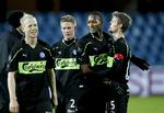 Lettelse. OB'erne kan smile lettet efter at have sikret sig en 2-1-sejr i sidste minut mod Esbjerg. 