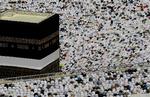 Bøn. Over to mio. muslimer er i denne uge taget til Mekka for at deltage i den årlige pilgrimsfærd, haj. 