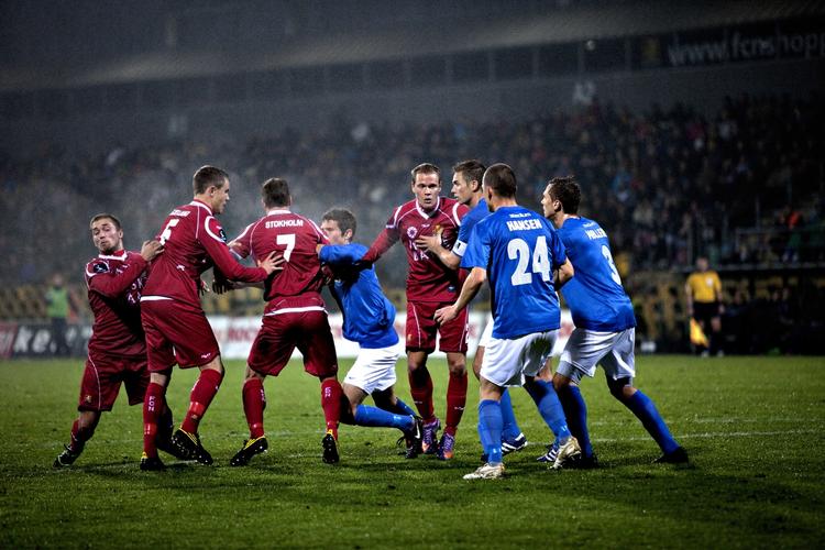 rekordhold. FCN og Lyngby trak over 5.000 fodboldfans på stadion søndag eftermiddag. 