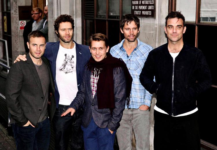 Take Thats nye album er både langt bedre end frygtet og langt bedre end forventet. Fra venstre Gary Barlow, Howard Donald, Mark Owen, Jason Orange - og ikke mindst Robbie Williams. 