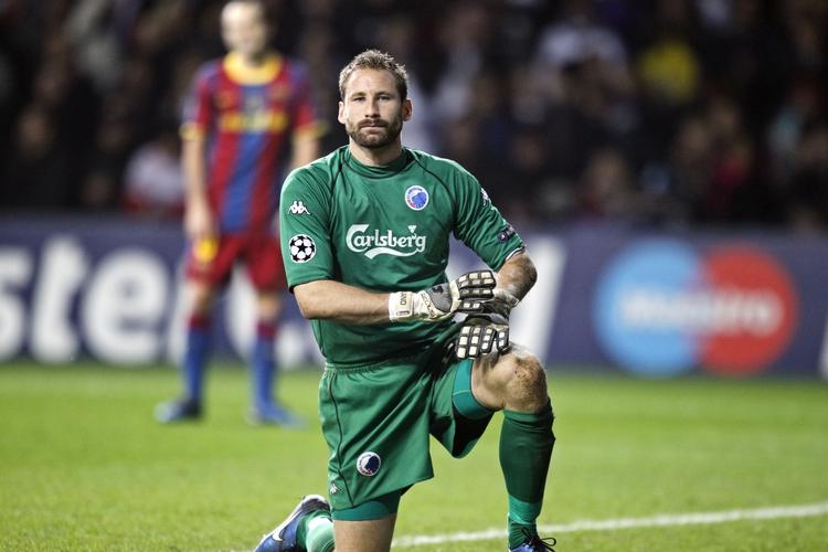 Wiland. FCK-målmanden slog landsholdskonkurrenten i den svenske afstemning. 