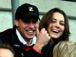 Forlovet. Prins William har forlovet sig med datter af stenrig postordre-dynasti. 
