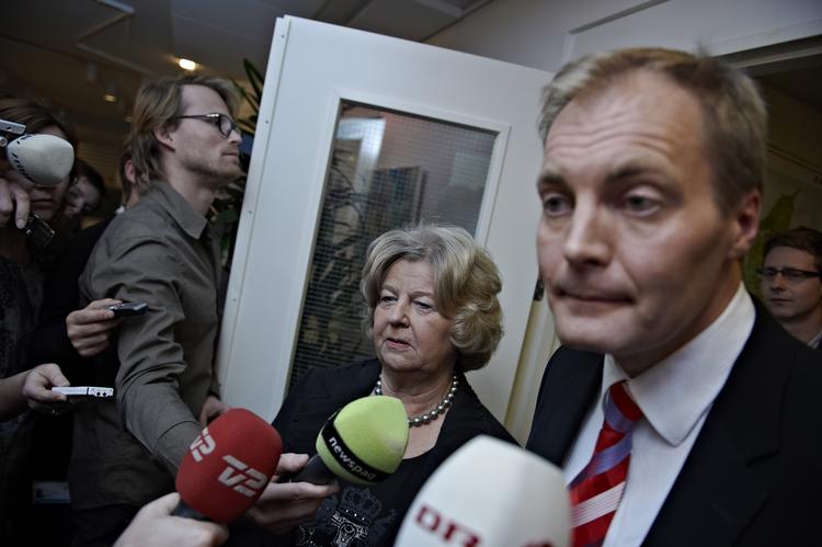 POINTS. Indenrigsminister Birthe Rønn Hornbech (V) og Peter Skaarup (DF) er blevet enige om det nye pointsystem for udlændinge, vil til Danmark for at blive familiesammenført. 