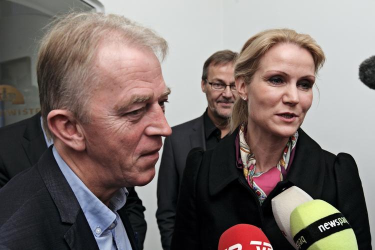 NEJ. Villy Søvndal (SF) og Helle Thorning-Schmidt (S) vil angiveligt ikke støtte VKO's udlændingeaftale. 