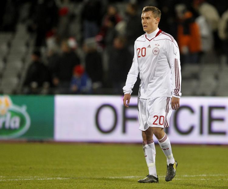 Debutant. FC Nordsjællands Andreas Bjelland skulle have spillet med U21-landsholdet, men blev smidt i en taxa og kørt til Århus. 