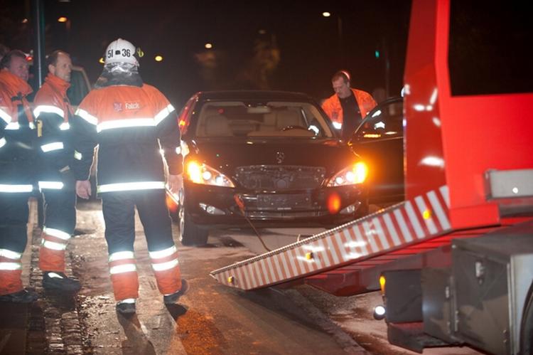 Uheldigt. Nummerpladen blev fjernet fra den mystiske bil. 