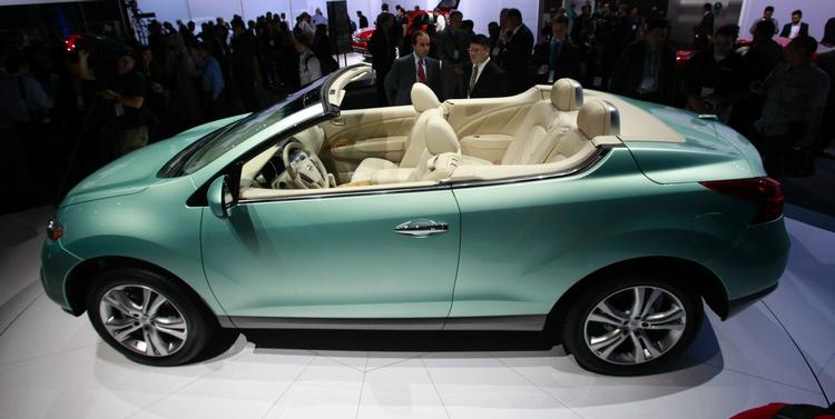 Nissan har transformeret Murano fra firehjulstrækker til cabriolet. Den er til salg i USA om kort tid. 
