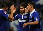 Hattrick. Raùl scorede tre gode mål med sit normalt kolde højreben, da Schalke vandt 4-0 over Werder Bremen. 