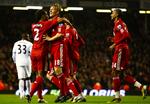Sejr. Dirk Kuyt (nr. 18) var blandt målscorerne, da Liverpool sikkert slog West Ham hjemme på Anfield. 