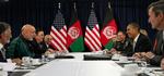 Topmøde. To af hovedpersonerne i Afghanistan-krigen, landets præsident Hamid Karzai og hans amerikanske kollega Barack Obama, mødtes under Nato-topmødet i Lissabon. 