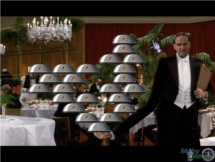 Monty Python var på flere spil i 1990 erne, som her, hvor man skal balancere med retter som John Cleese, så den overforspiste mand  sprænger i luften. Nu kommer et Facebook-spil. 