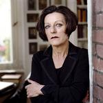 ENESTÅENDE. Herta Müllers komprimerede sprog præges af sammensætninger, besjælinger og associationer.
