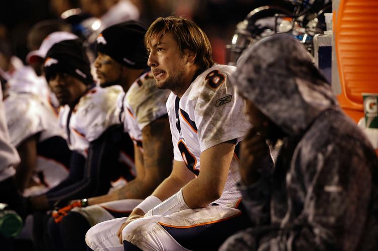 nedtur. Denvers quarterback Kyle Orton blev sacked fem gange mod San Diego. 