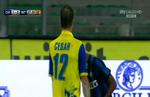 tv-bevis. Eto'o fik lov til at blive på banen, da dommeren ikke så episoden. 