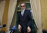 EFTERLYST. Wikileaks' Julian Assange kræves udleveret til Sverige. Arkivfoto fra pressemøde i Schweiz. 