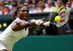 Skadet. Serena Williams blev skadet i sin fod efter Wimbledon i juli. Nu må hun igen melde afbud til en stor turnering. 