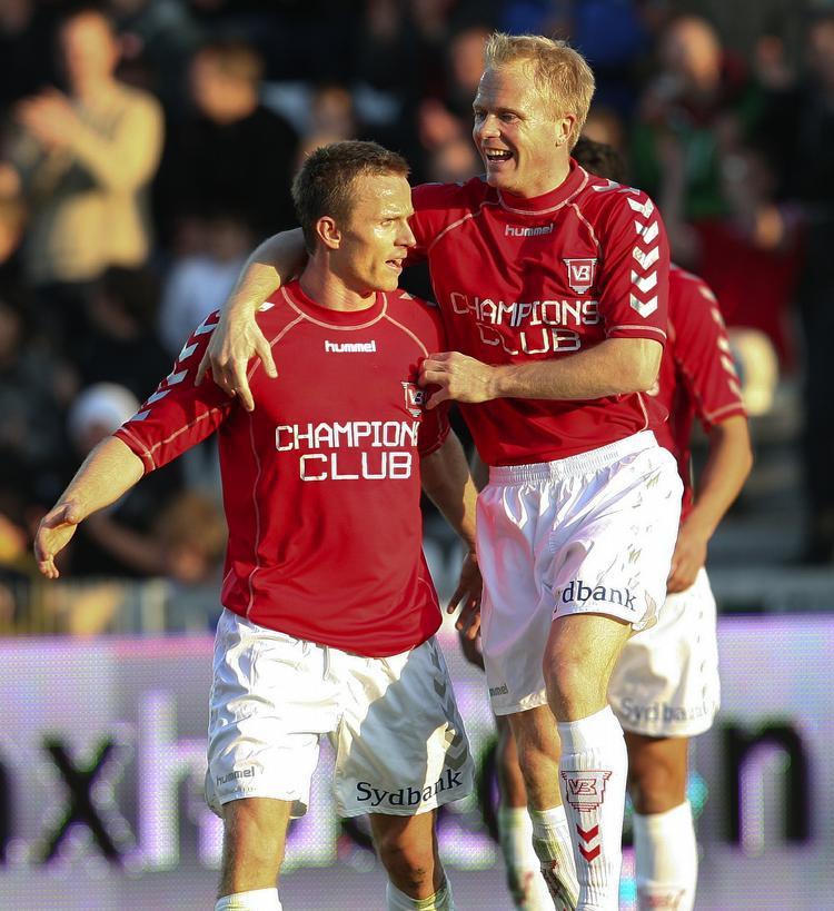 Rasmus Würtz (tv) tror fortsat på overlevelse for Vejle i superligaen. Arkivfoto. 