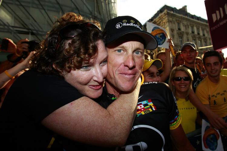 skjult. Det er ikke altid sjovt at være en kendt person. Derfor har Lance Armstrong i nogle år gjort brug af et hemmeligt navn. 
