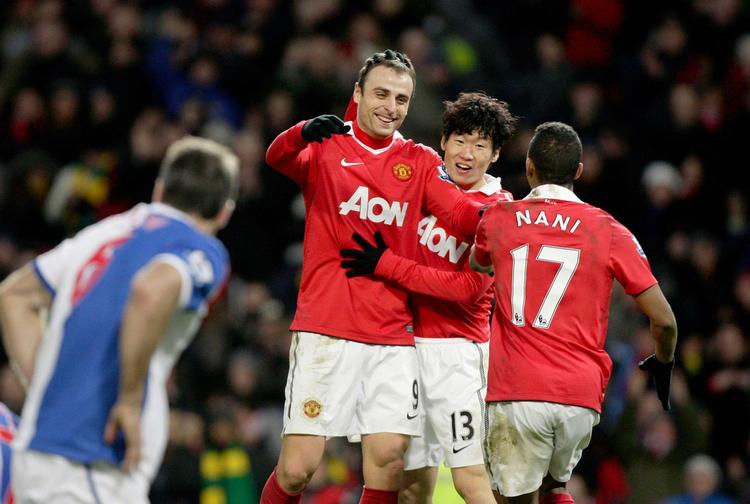 Forløsning. Efter 15 United-kampe uden Berbatov-mål kom der for alvor hul på bylden. 