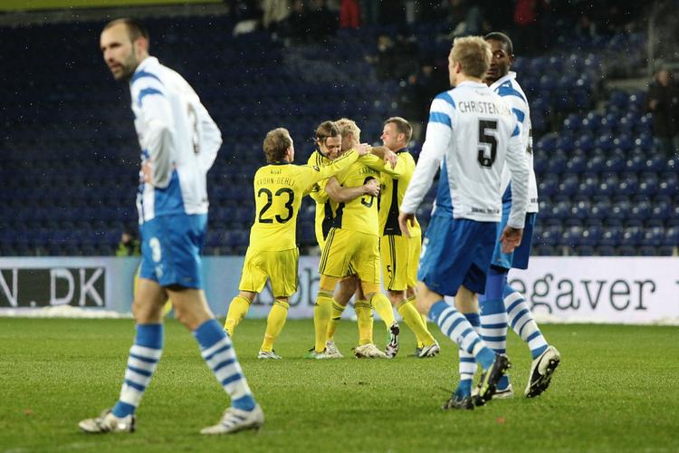 udstillet. OB var aldrig med i kampen mod Brøndby, som afgjorde sagerne med to flotte mål. 