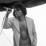 James Brown giver julesangene et utroligt nærvær. Soulsangeren døde julemorgen 2006. 