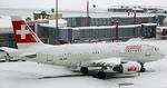 Geneve Lufthavn er midlertidig lukket som følge af vejret. Heller ikke Edinburghs lufthavn sender fly afsted. 