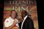 boksebrag. Brian Nielsen og Evander Holyfield i DR-byen til pressemøde. De to sværvægtere mødes i en kamp i DR's koncerthus. 