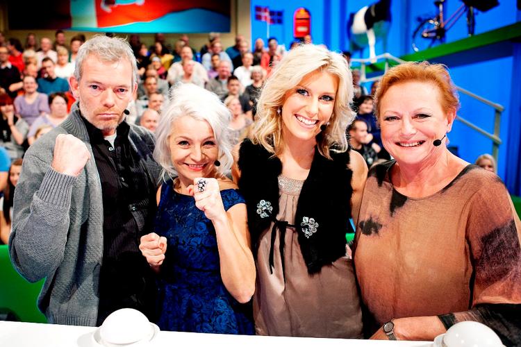 Ak. Det bliver helt fantastisk tv. Med utrolig god stemning. Narrrj. Hva' så Danmark er en af de sikre nominerede i kategorien årets værste tv-program. 