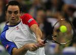 3-2. Viktor Troicki slog over 50 rene vindere i matchen mod Llodra. 
