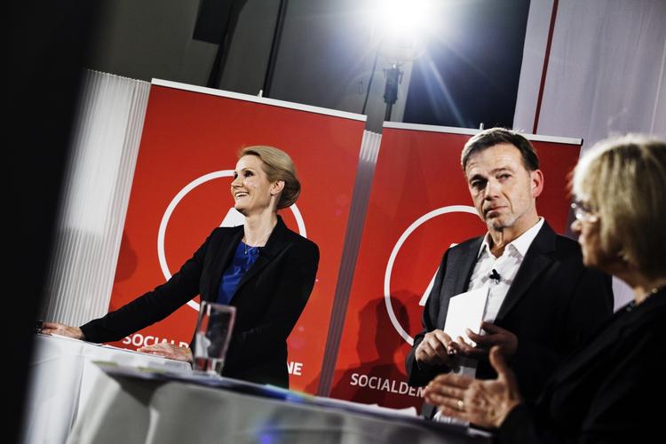 AFTALT. S og DF arrangerede og betalte selv for tv-duellerne mellem Kjærsgaard og Thorning. 