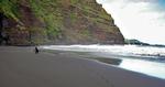 ØDE. Der findes stadig strande på Tenerife og på provinsens små øer, som du får helt for dig selv. Her Playa Nogales på La Palma. 