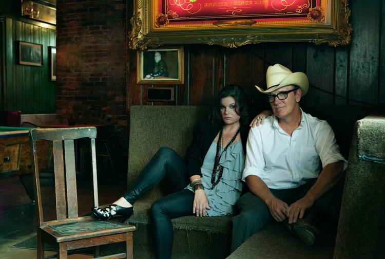Han, hun og Nashville. Cortney Tidwell og Kurt Wagners projekt fra  countryhovedstaden kalder de KORT. PR-foto 