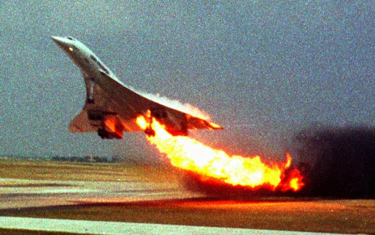 Katastrofe. Concorde-flyet brød i brand under starten fra Charles de Gaulle-lufthavnen 25. juli 2000. 113 mennesker omkom. 