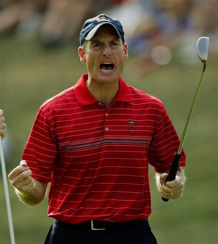 prisvinder. Jim Furyk har scoret millioner på sejre gennem året. Nu vinder han også kollegernes største hæder. 