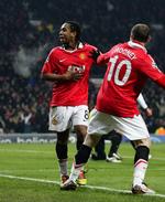 United. Wayne Rooney og Anderson jubler efter en scoring i aftes mod Valencia. Kampen sluttede 1-1. 