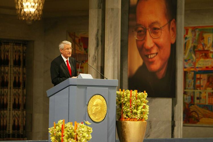 Formanden for Nobelpriskomiteen, Thorbjørn Jagland brugte sin tale til at lægge pres på Kina. 