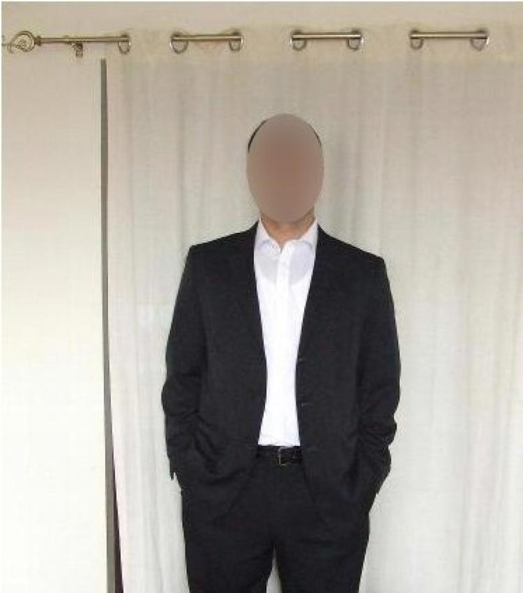 Bombemand? Denne mand er den formodede bombemand fra Stockholm. Billedet, som her er sløret, stammer fra hans egen Facebook-profil. 