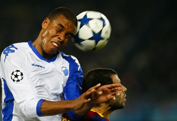 overraskelse. Blandt andet med sit stærke hovedspil har 20-årige Mathias 'Zanka' Jørgensen påkaldt sig Uefa's opmærksomhed. 