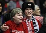 fans. Over 11.500 var på plads i Boxen i Herning i aftes. Ved tv-skærmene sad næsten to millioner. 