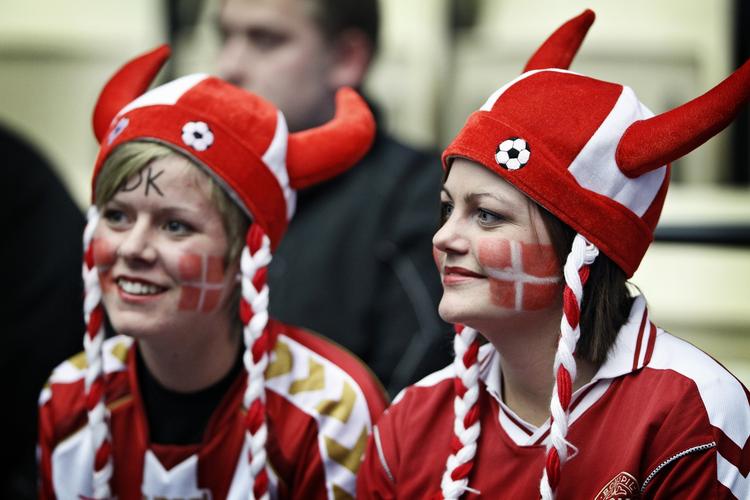 BOLDKLAR. Herning har fået EM-feber. 