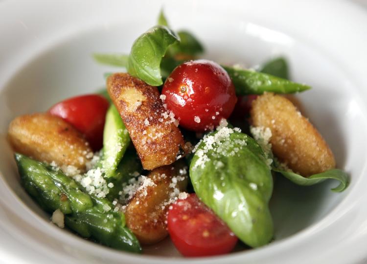 Cofoco-kæden er én af de mange restauratører, som bruger rabattter til at sikre fulde huse. Her ses en portion gnocchi fritti fra Scarpetta på Nørrebro. 