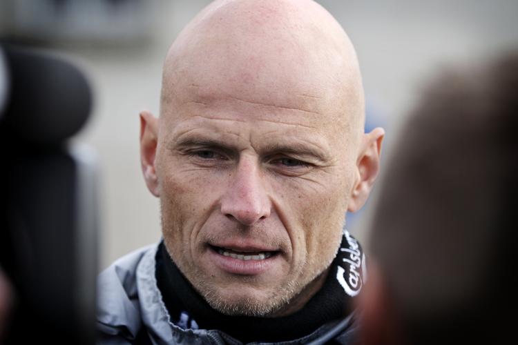 Forfatterdebut. Tidl. adm. direktør i Parken Sport &amp; Entertainment, Dan Hammer, skal stå for biografien om FCK-træneren (i billedet). 