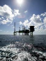 Oliegigant. Mærsk Olie og Gas beskyldes for at snyde med prøverne af den olie, der ledes ud i havet fra boreplatformene. 
