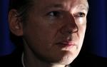 Kontroversiel. Julian Assange deler vandene for sine offentliggørelser af fortrolige papirer. Men han er populær blandt læserne af Time Magazine. 